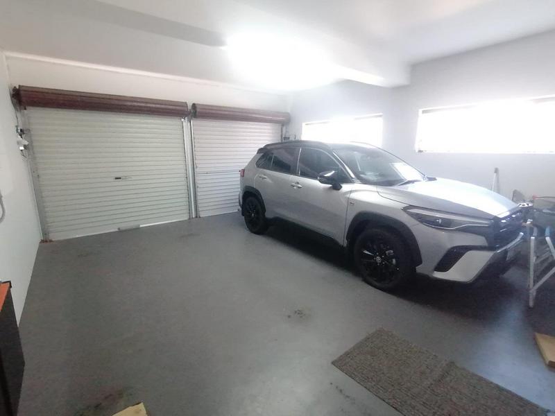 5 Bedroom Property for Sale in Fraaiuitsig Western Cape